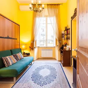 https://domus-monti.it-romehotels.com