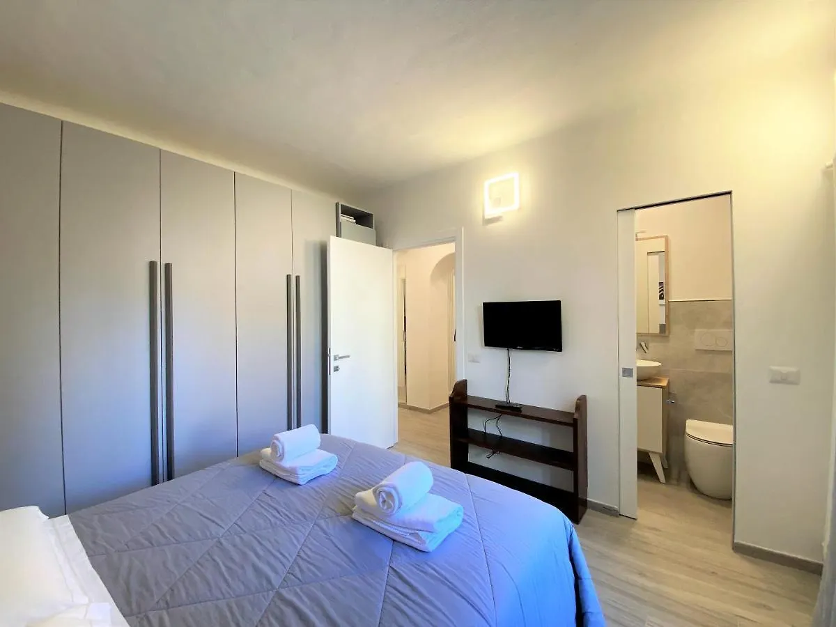 Casa Stella- A Due Passi Dal Corso Di Siena Apartment Italy